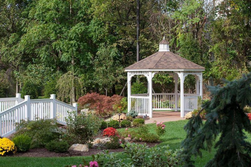 Octagon Wood Gazebos - Amish